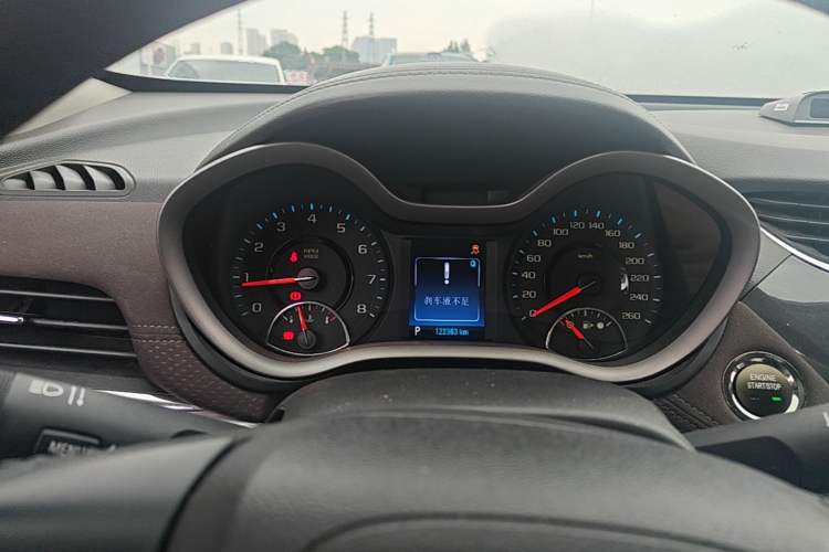Used Chevrolet Malibu 2016 1.6T Automatic Luxury Edition Instrument Cluster