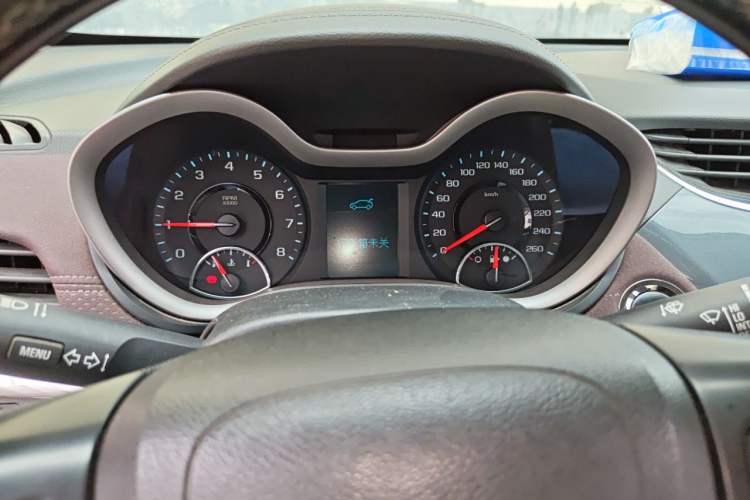 Used Chevrolet Malibu 2016 2.0L Automatic Luxury Edition Instrument Cluster