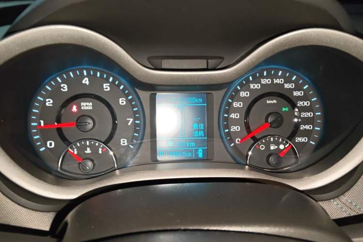 Used Chevrolet Malibu 2016 1.6T Automatic Comfort Edition Instrument Cluster