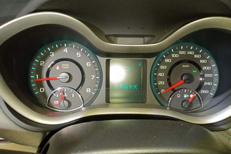 Used Chevrolet Malibu 2016 1.6T Automatic Comfort Edition Instrument Cluster