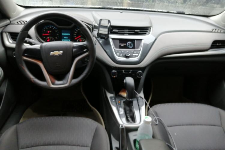 Used Chevrolet Malibu 2016 1.6T Automatic Comfort Edition Interior 2