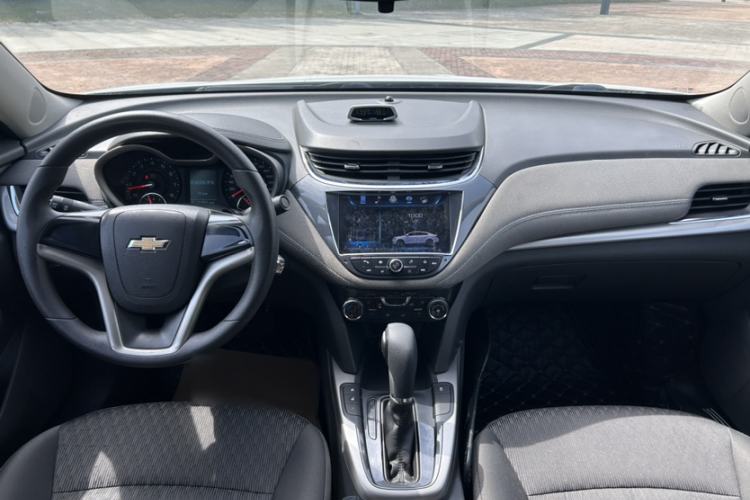 Used Chevrolet Malibu 2016 1.6T Automatic Comfort Edition Interior 3