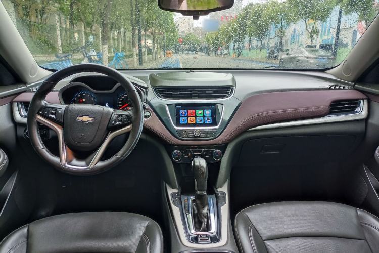 Used Chevrolet Malibu 2016 1.6T Automatic Luxury Edition Interior 6