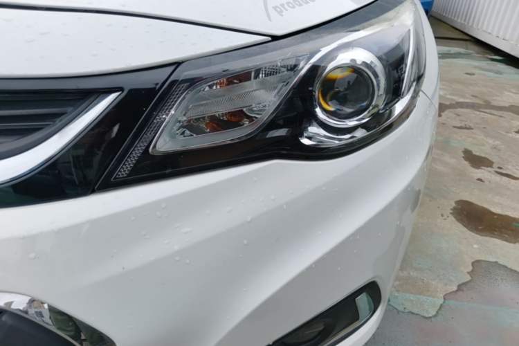 Used Chevrolet Malibu 2016 1.6T Automatic Comfort Edition Left Front Headlight