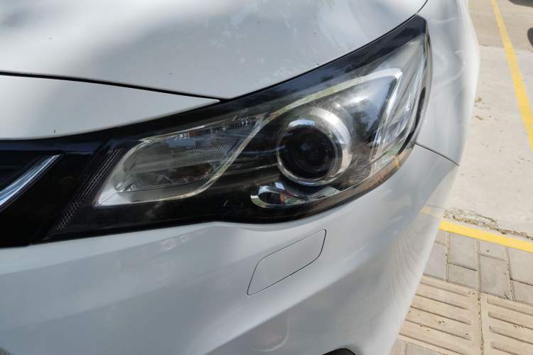 Used Chevrolet Malibu 2016 2.4L Automatic Luxury Edition Left Front Headlight