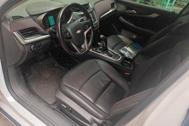 Used Chevrolet Malibu 2016 2.0L Automatic Luxury Edition Left Front Seat