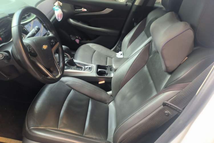 Used Chevrolet Malibu 2016 2.0L Automatic Luxury Edition Left Front Seat