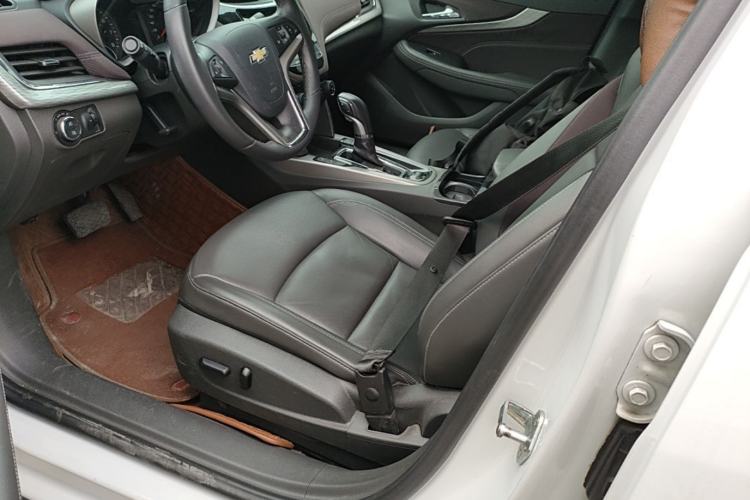 Used Chevrolet Malibu 2016 2.0L Automatic Luxury Edition Left Front Seat
