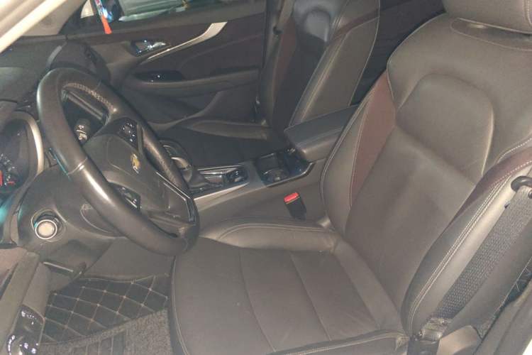 Used Chevrolet Malibu 2016 2.0L Automatic Luxury Edition Left Front Seat