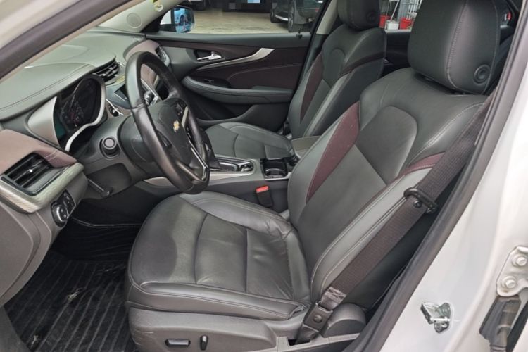 Used Chevrolet Malibu 2016 2.0L Automatic Luxury Edition Left Front Seat