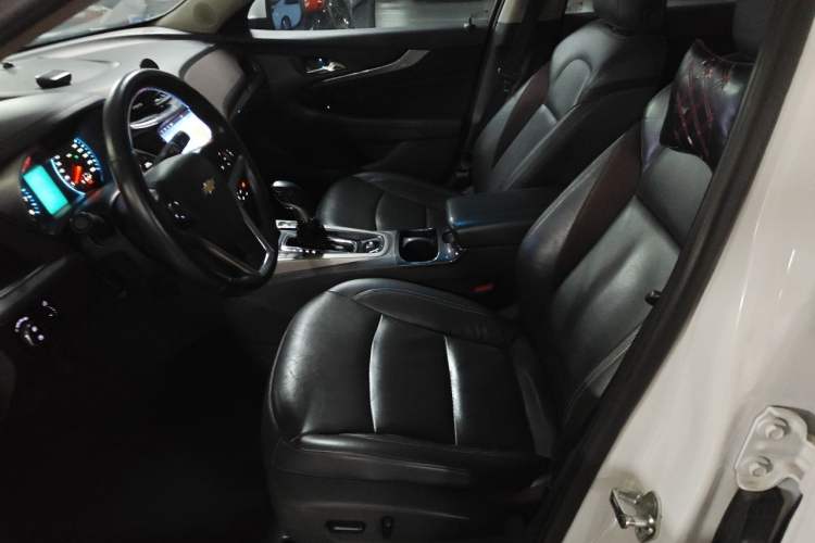 Used Chevrolet Malibu 2016 2.0L Automatic Luxury Edition Left Front Seat