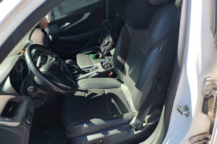 Used Chevrolet Malibu 2016 2.0L Automatic Luxury Edition Left Front Seat