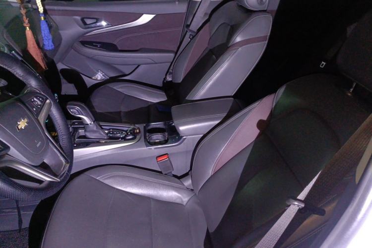 Used Chevrolet Malibu 2016 2.0L Automatic Luxury Edition Left Front Seat