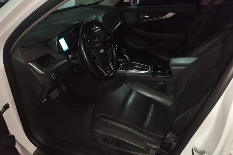 Used Chevrolet Malibu 2016 2.4L Automatic Luxury Edition Left Front Seat