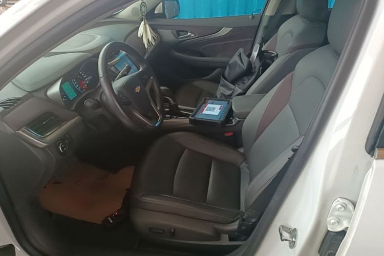 Used Chevrolet Malibu 2016 2.0L Automatic Luxury Edition Left Front Seat