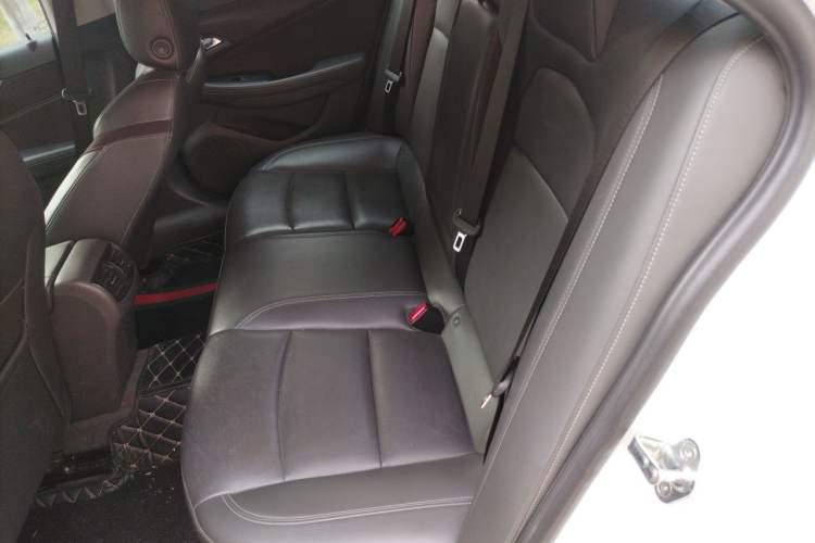 Used Chevrolet Malibu 2016 2.4L Automatic Luxury Edition Left Rear Seat