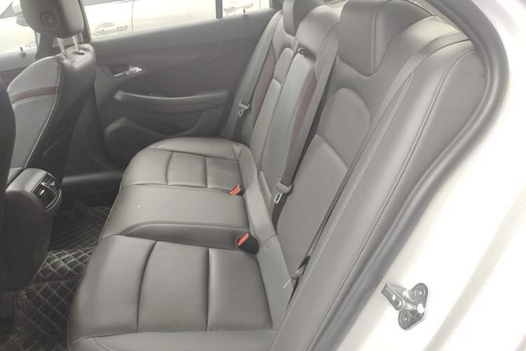 Used Chevrolet Malibu 2016 1.6T Automatic Luxury Edition Left Rear Seat