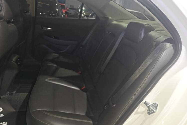 Used Chevrolet Malibu 2016 2.0L Automatic Luxury Edition Left Rear Seat