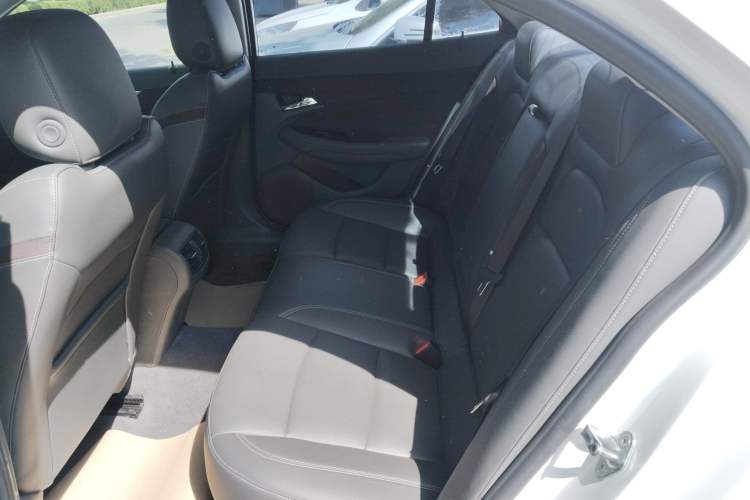 Used Chevrolet Malibu 2016 2.4L Automatic Luxury Edition Left Rear Seat