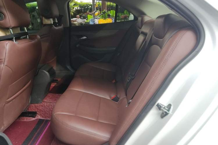 Used Chevrolet Malibu 2016 1.6T Automatic Comfort Edition Left Rear Seat