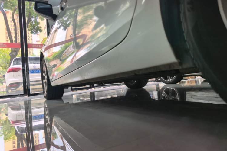 Used Chevrolet Malibu 2016 2.0L Automatic Luxury Edition Left Side Sill