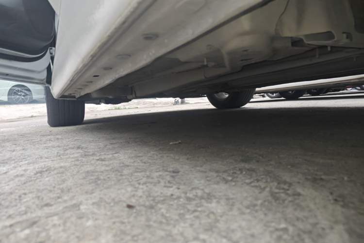 Used Chevrolet Malibu 2016 2.0L Automatic Luxury Edition Left Side Sill