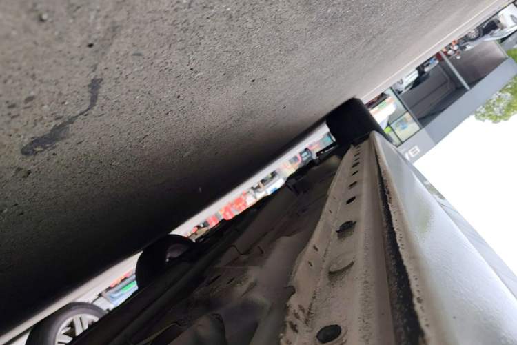 Used Chevrolet Malibu 2016 1.6T Automatic Luxury Edition Left Side Sill