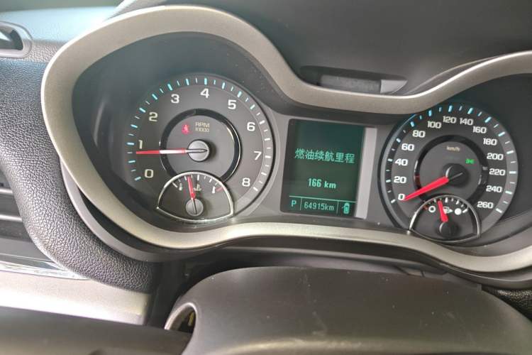 Used Chevrolet Malibu 2016 2.0L Automatic Comfort Edition Odometer Close Up