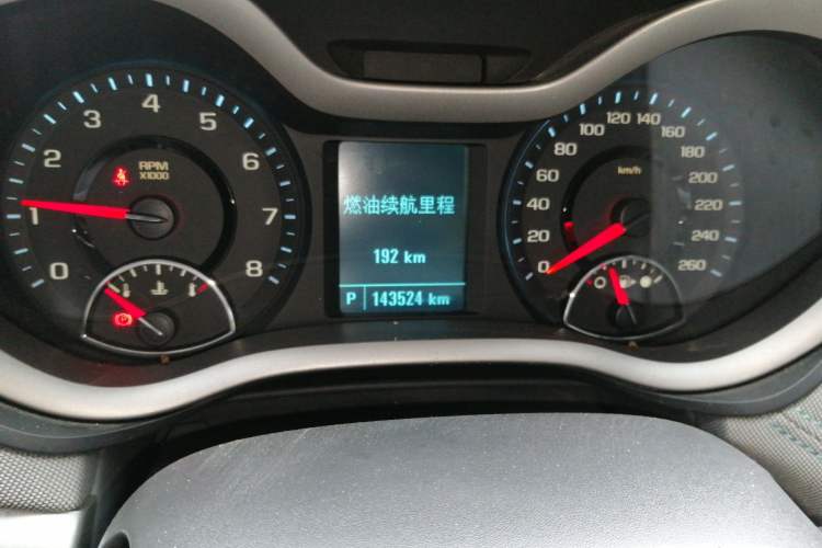 Used Chevrolet Malibu 2016 1.6T Automatic Comfort Edition Odometer Close Up