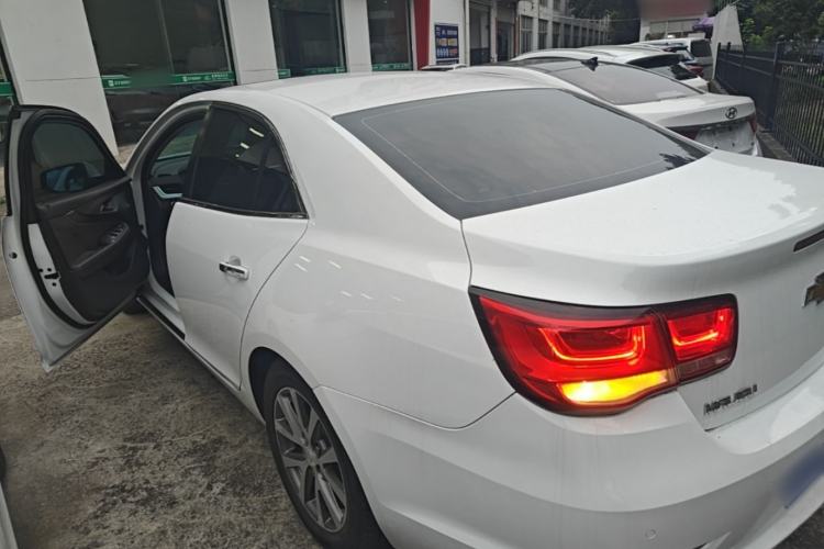 Used Chevrolet Malibu 2016 2.0L Automatic Luxury Edition Rear Left 45 Deg