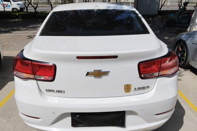 Used Chevrolet Malibu 2016 2.4L Automatic Luxury Edition Rear