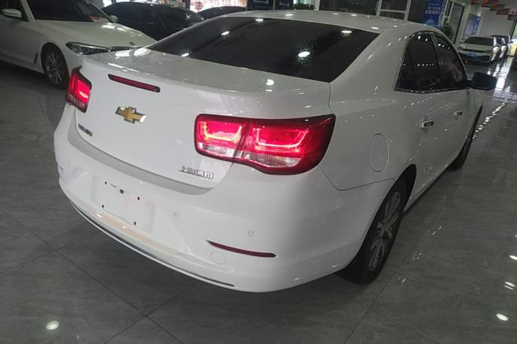 Used Chevrolet Malibu 2016 2.0L Automatic Luxury Edition Rear Right 45 Deg