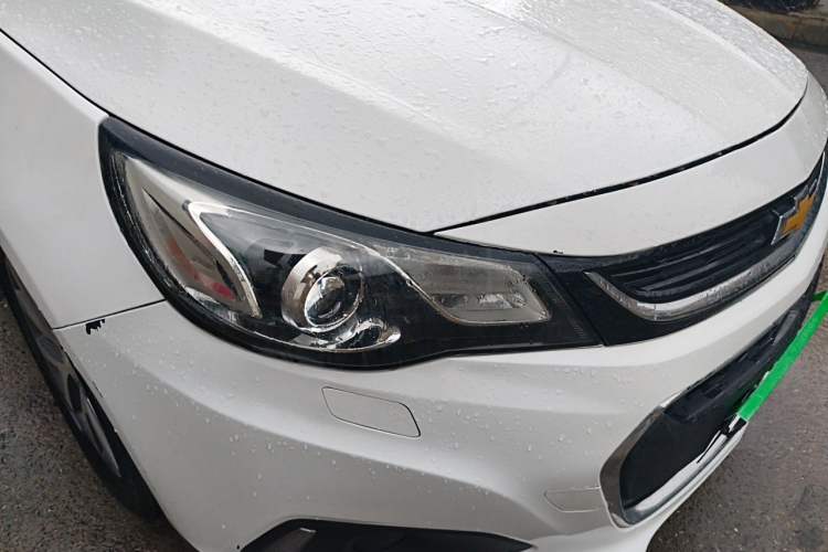 Used Chevrolet Malibu 2016 2.0L Automatic Luxury Edition Right Front Headlight