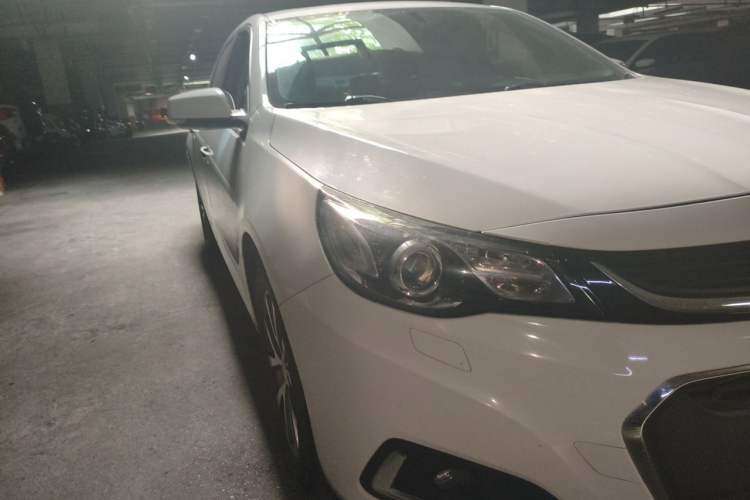 Used Chevrolet Malibu 2016 2.4L Automatic Luxury Edition Right Front Headlight