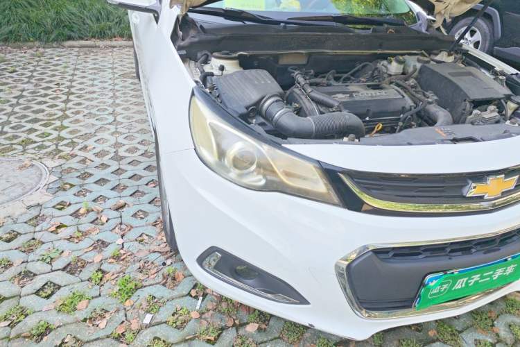 Used Chevrolet Malibu 2016 1.6T Automatic Comfort Edition Right Front Headlight