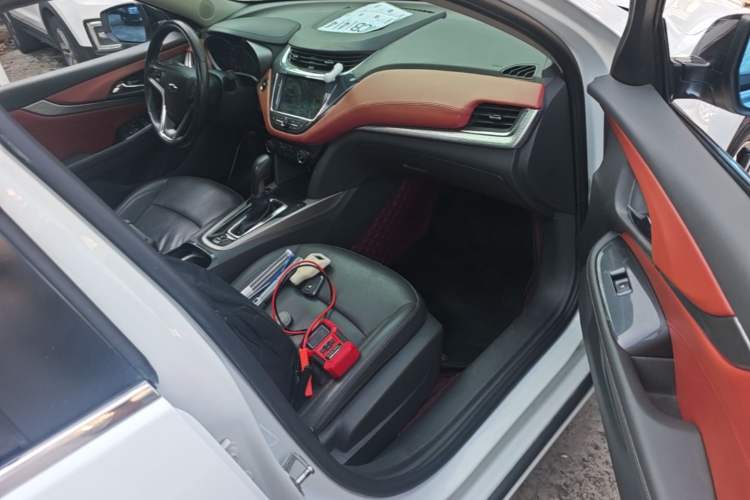 Used Chevrolet Malibu 2016 2.0L Automatic Luxury Edition Right Front Seat