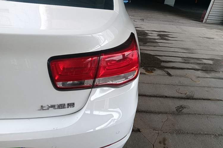 Used Chevrolet Malibu 2016 2.0L Automatic Luxury Edition Right Rear Taillight