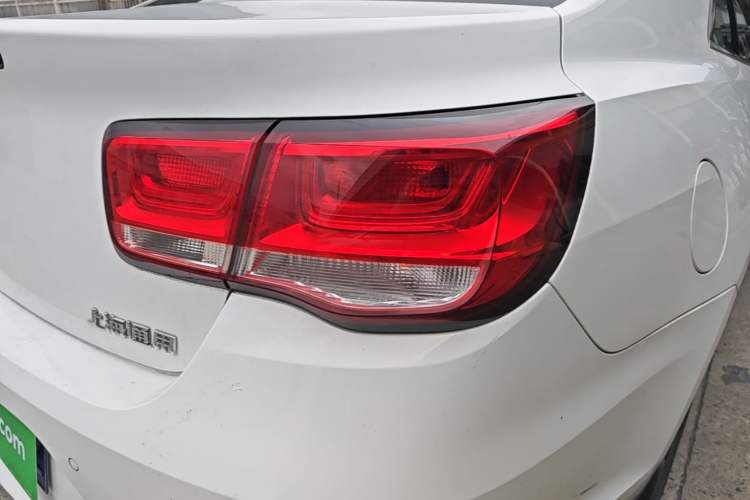 Used Chevrolet Malibu 2016 2.0L Automatic Luxury Edition Right Rear Taillight