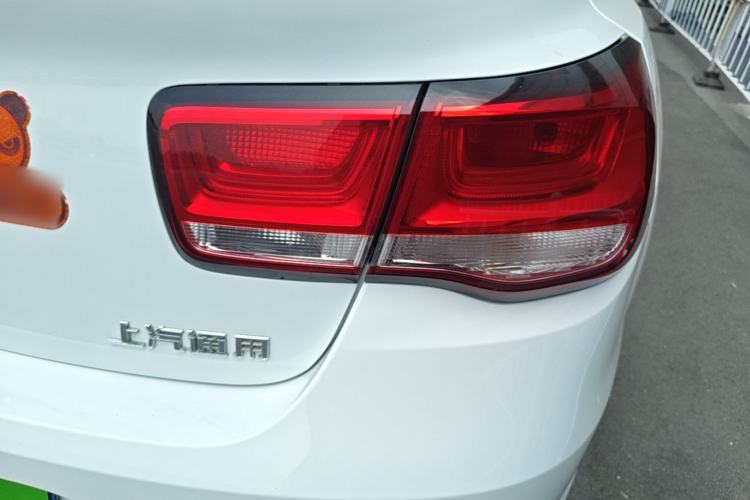 Used Chevrolet Malibu 2016 2.0L Automatic Luxury Edition Right Rear Taillight