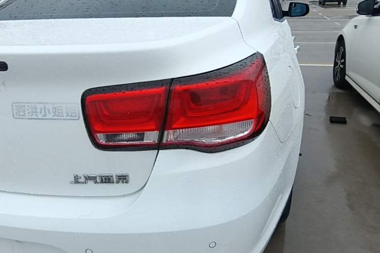 Used Chevrolet Malibu 2016 1.6T Automatic Luxury Edition Right Rear Taillight