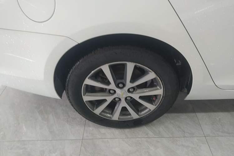 Used Chevrolet Malibu 2016 2.0L Automatic Luxury Edition Right Rear Wheel Hub