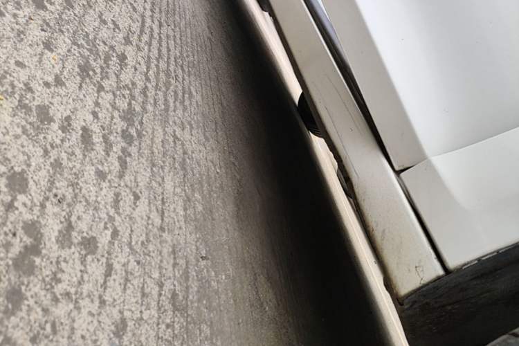 Used Chevrolet Malibu 2016 2.0L Automatic Luxury Edition Right Side Sill