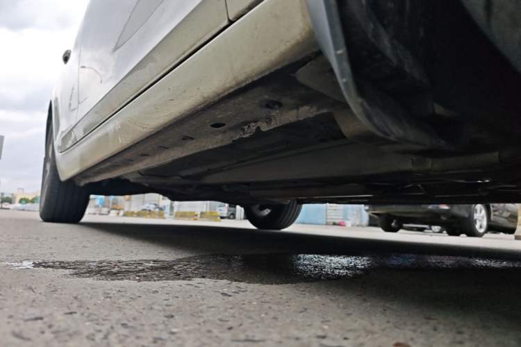 Used Chevrolet Malibu 2016 2.0L Automatic Luxury Edition Right Side Sill
