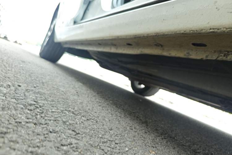 Used Chevrolet Malibu 2016 2.0L Automatic Luxury Edition Right Side Sill