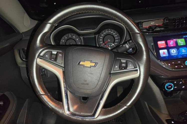 Used Chevrolet Malibu 2016 2.0L Automatic Luxury Edition Steering Wheel