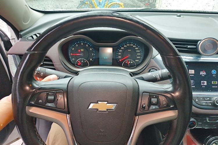 Used Chevrolet Malibu 2016 2.0L Automatic Luxury Edition Steering Wheel