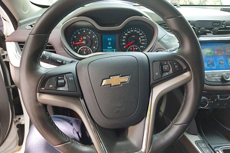Used Chevrolet Malibu 2016 2.0L Automatic Luxury Edition Steering Wheel