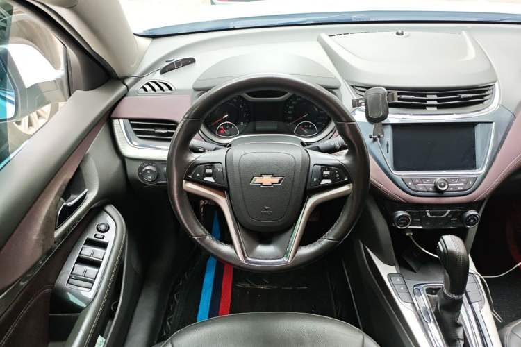 Used Chevrolet Malibu 2016 2.0L Automatic Luxury Edition Steering Wheel