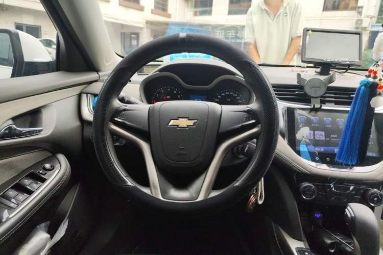 Used Chevrolet Malibu 2016 1.6T Automatic Comfort Edition Steering Wheel