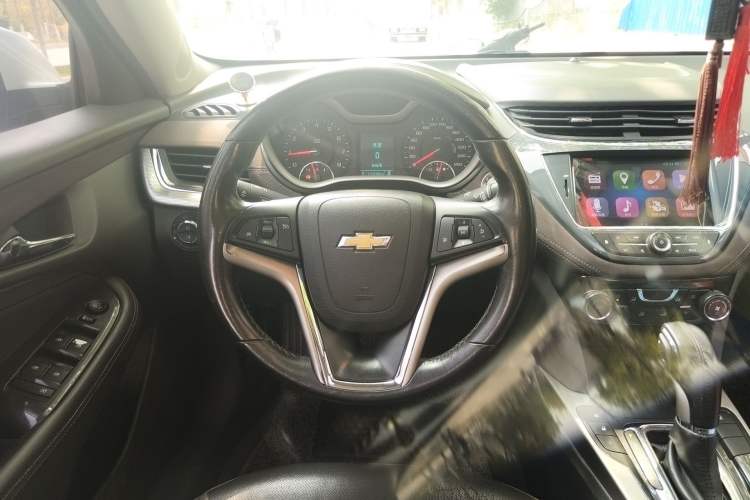 Used Chevrolet Malibu 2016 2.0L Automatic Luxury Edition Steering Wheel